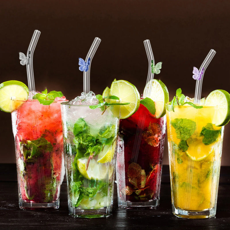 Glazen rietje met vlinder